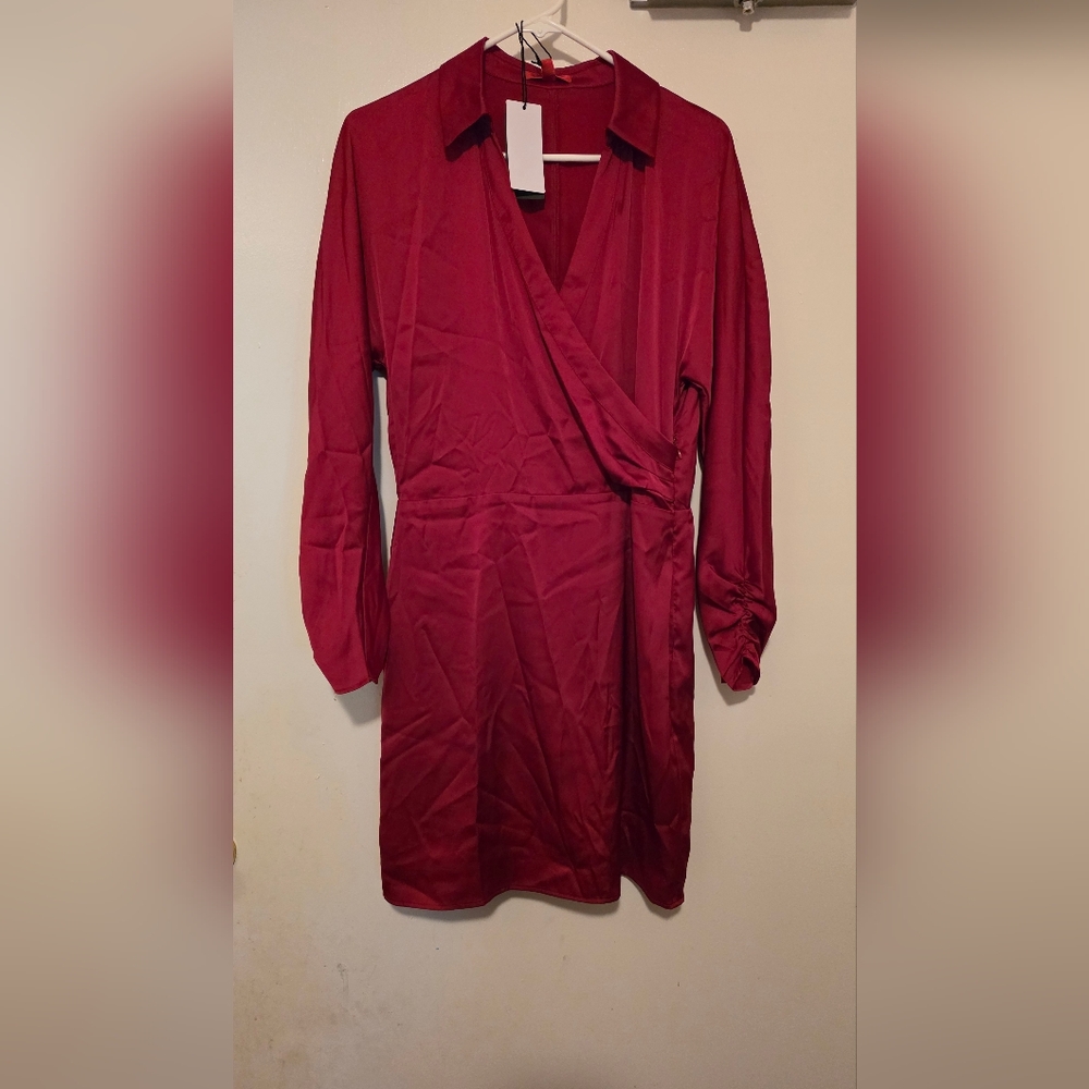 Guess Tanya Long-sleeved Wrap Dress In Siren Red, Women's size M
